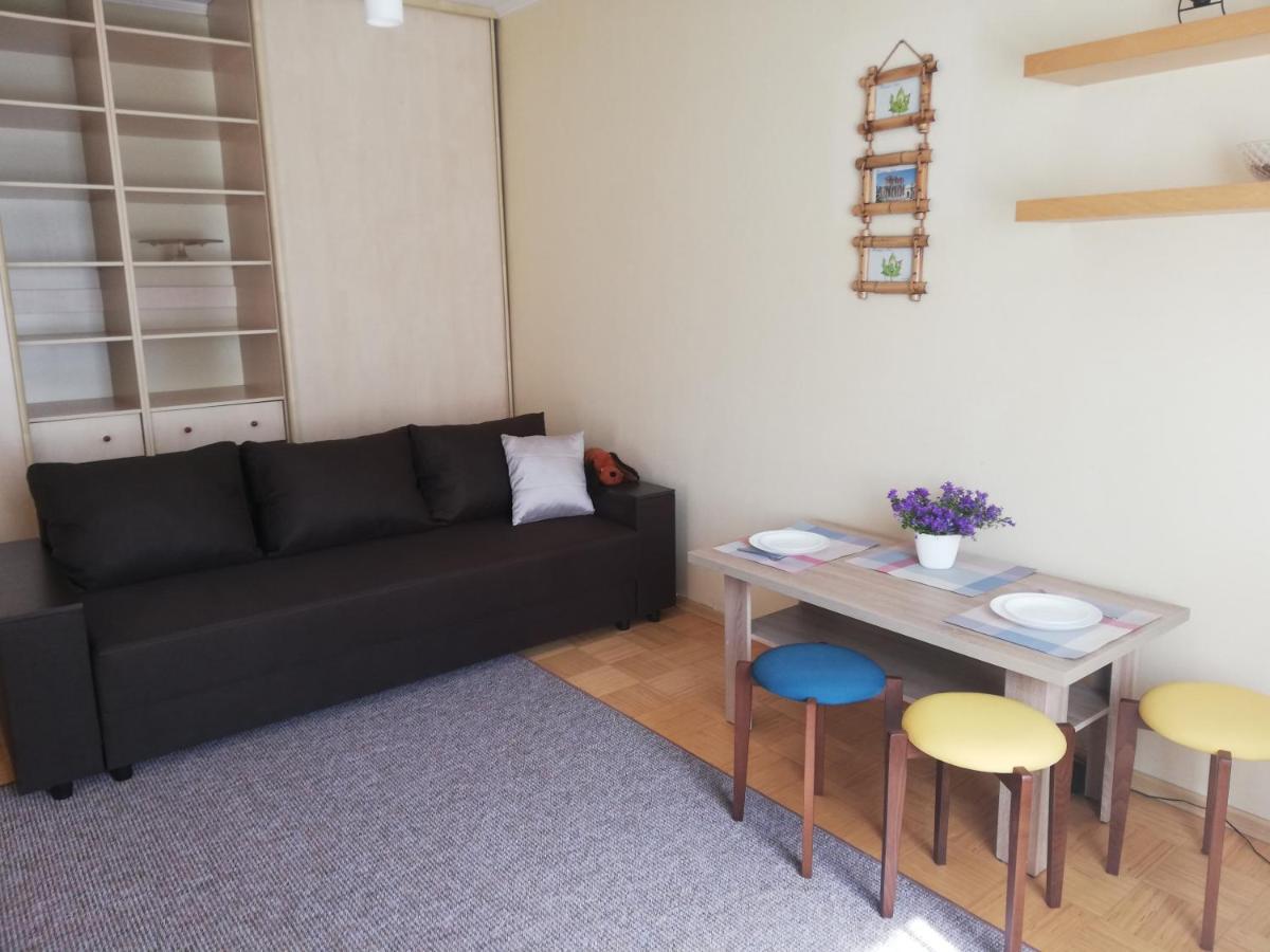 15 Minutes From The Beach And City Center 7 Minutes From The Airport Riga Dış mekan fotoğraf